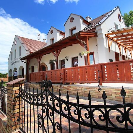 Gesztenyes Vendeghaz Garab Exterior photo