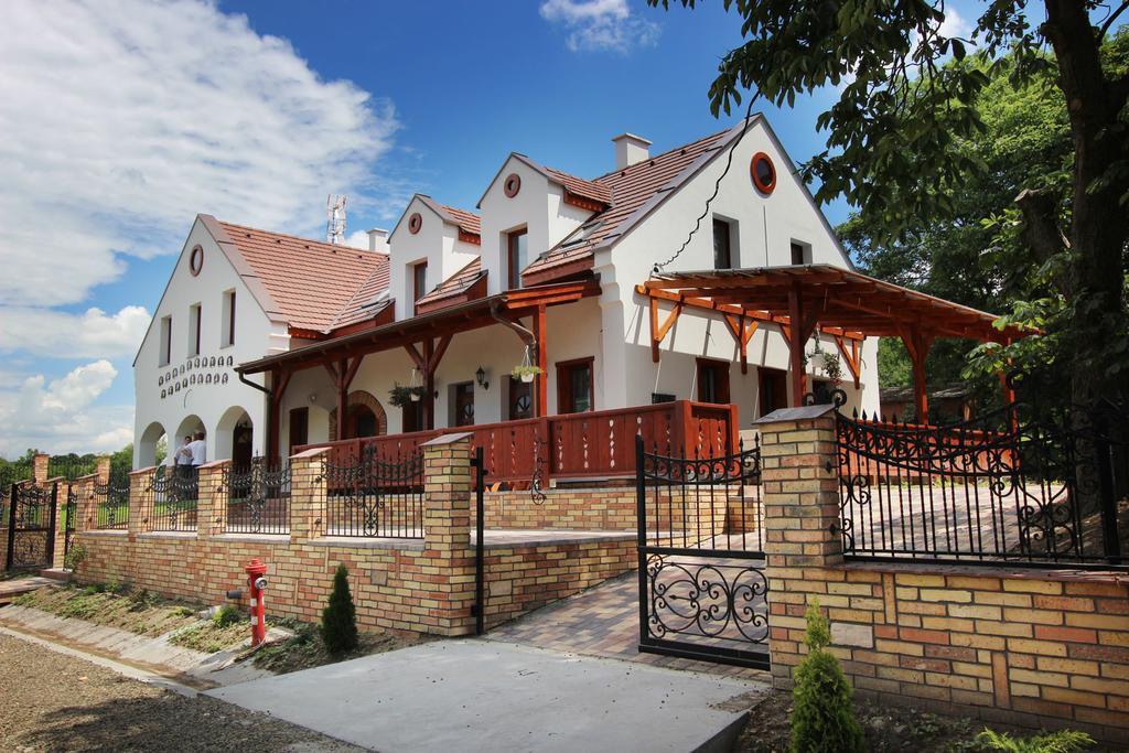 Gesztenyes Vendeghaz Garab Exterior photo