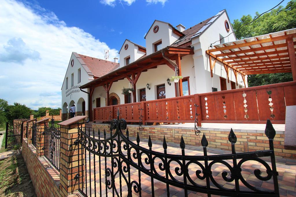 Gesztenyes Vendeghaz Garab Exterior photo